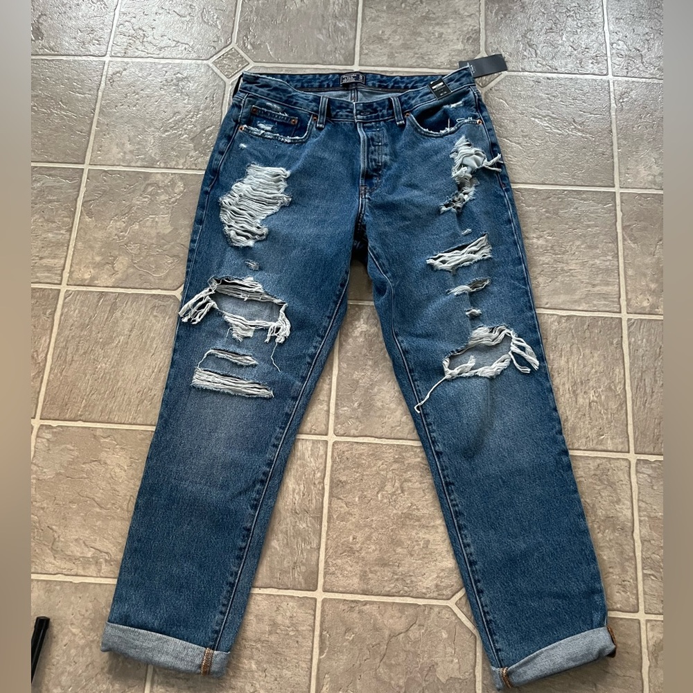 SOLD Abercrombie & Fitch low rise slim boyfriend
